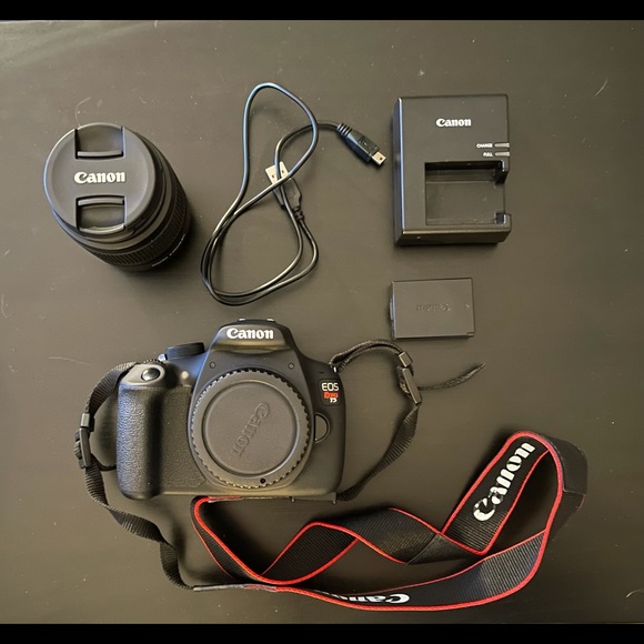 Canon Rebel EOS T5 DSLR Camera - Picture 1 of 2